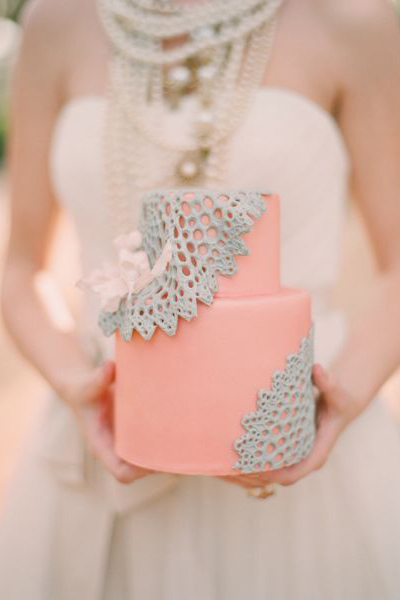 Lace decorated wedding cakes Storyboard Wedding