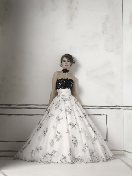 Black and White Couture Wedding Dress Black and White Couture Wedding Dress