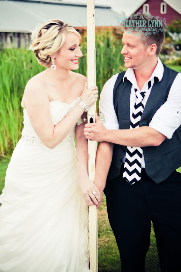 Styled Modern Chevron DIY Wedding by Mariah Rainier Style Heather Lynn Photographie Styled Modern Chevron DIY Wedding by Mariah Rainier Style Heather Lynn Photographie