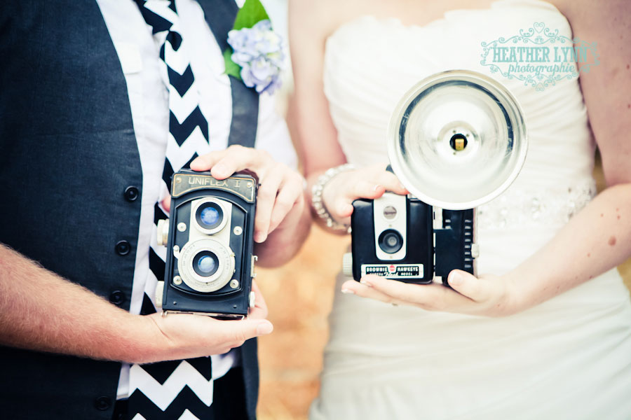 Styled Modern Chevron DIY Wedding by Mariah Rainier Style Heather Lynn Photographie Styled Modern Chevron DIY Wedding by Mariah Rainier Style Heather Lynn Photographie