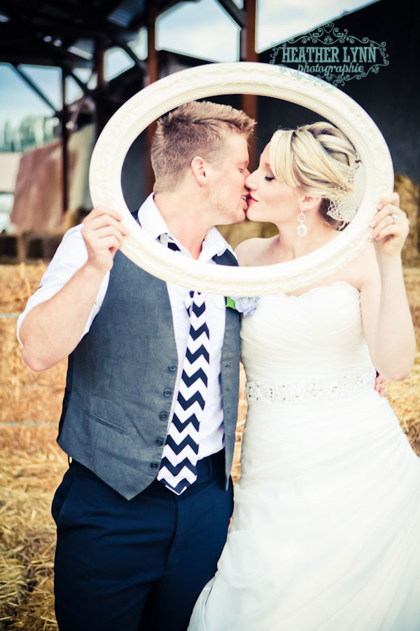 Styled Modern Chevron DIY Wedding by Mariah Rainier Style Heather Lynn Photographie Styled Modern Chevron DIY Wedding by Mariah Rainier Style Heather Lynn Photographie
