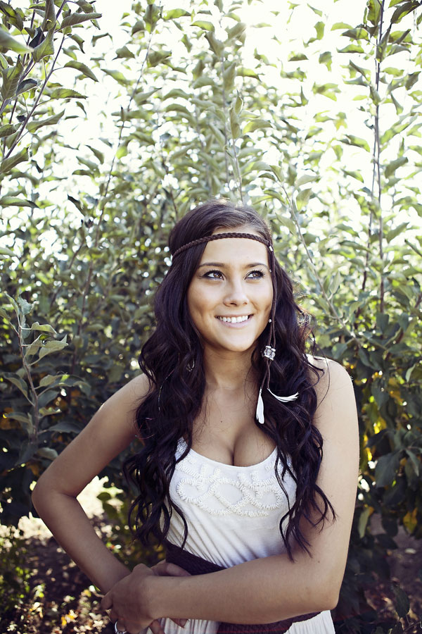 Kristi_Mark_Apple_Orchard_Sweetheart_Engagement_Session_Dana_Ann_Photography_10