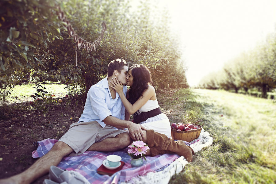 Kristi_Mark_Apple_Orchard_Sweetheart_Engagement_Session_Dana_Ann_Photography_4