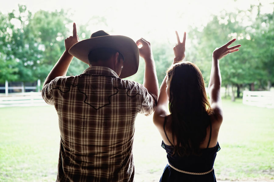 Megan_Matthew_Rustic_Ranch_Engagement_Session_Maria_Angela_Photography_10 Megan_Matthew_Rustic_Ranch_Engagement_Session_Maria_Angela_Photography_10