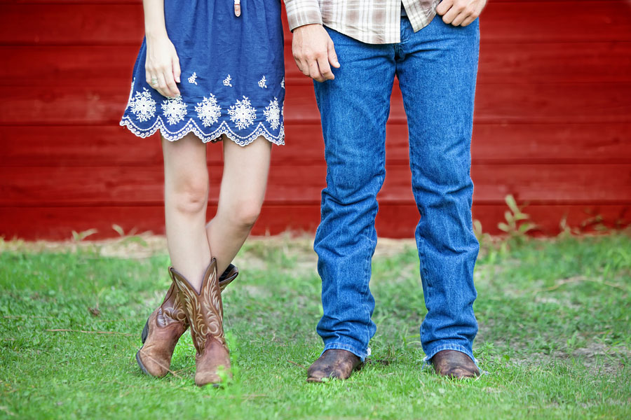 Megan_Matthew_Rustic_Ranch_Engagement_Session_Maria_Angela_Photography_3 Megan_Matthew_Rustic_Ranch_Engagement_Session_Maria_Angela_Photography_3