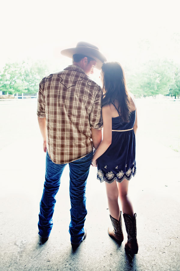 Megan_Matthew_Rustic_Ranch_Engagement_Session_Maria_Angela_Photography_6 Megan_Matthew_Rustic_Ranch_Engagement_Session_Maria_Angela_Photography_6