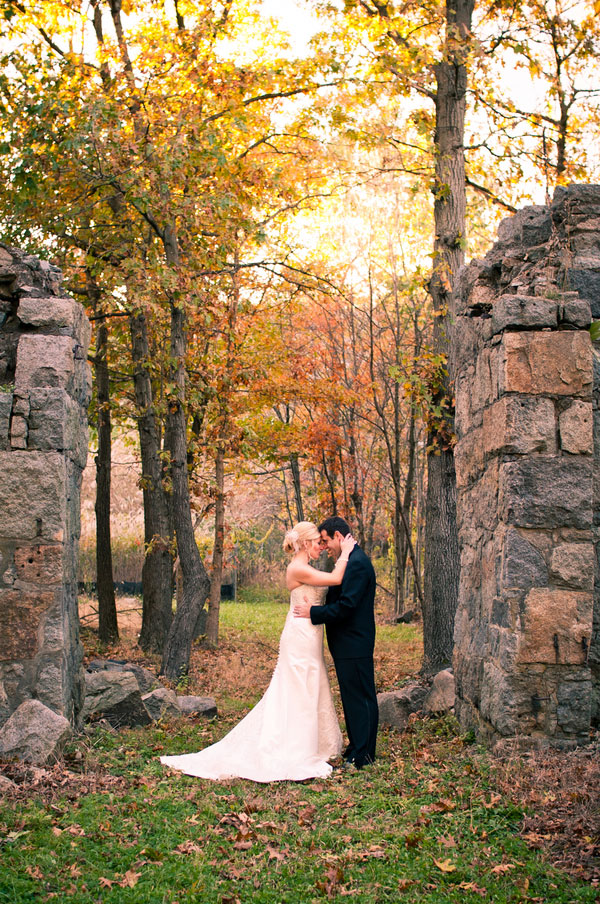 Pamela_Michael_Golf_Club_Old_Stone_Ruin_Wedding_Henry_Photographers_16
