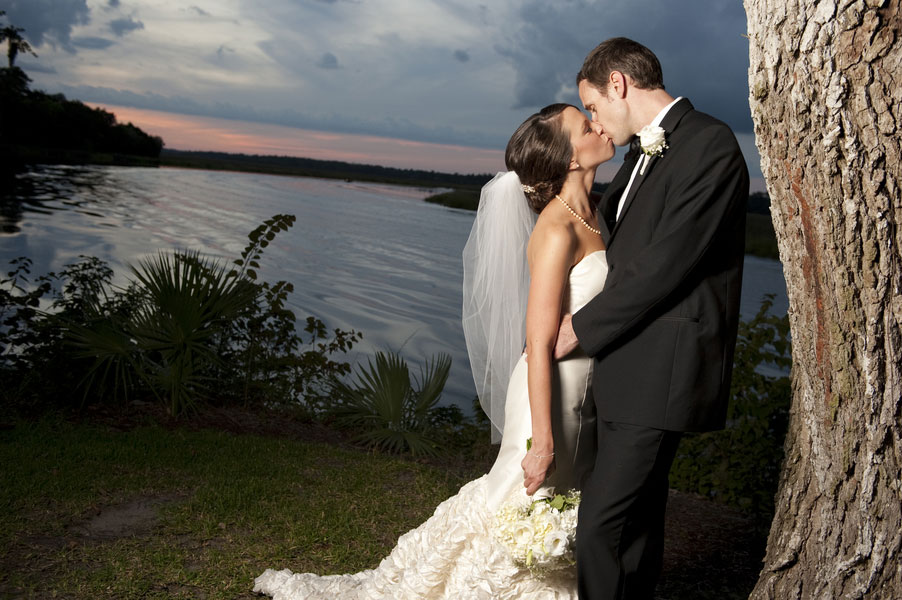 Courtney_Whitney_Runnymede_Plantation_Mercury_Glass_Wedding_Reese_Moore_Weddings_35