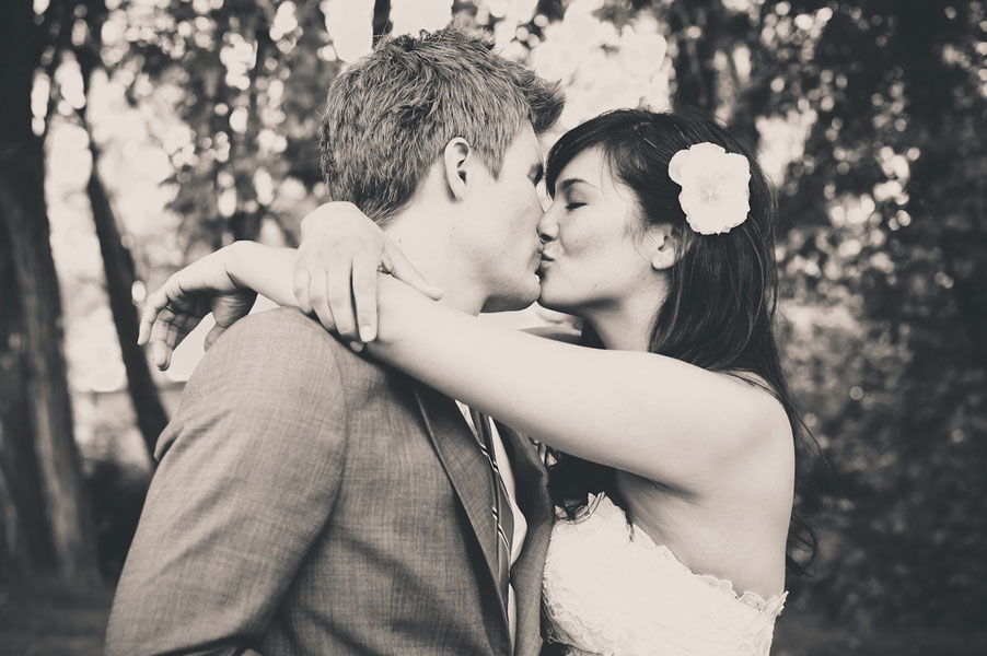 Christi_Noah_Laid_Back_Lyons_Farmette_Wedding_Ashley_Davis_Photography_13