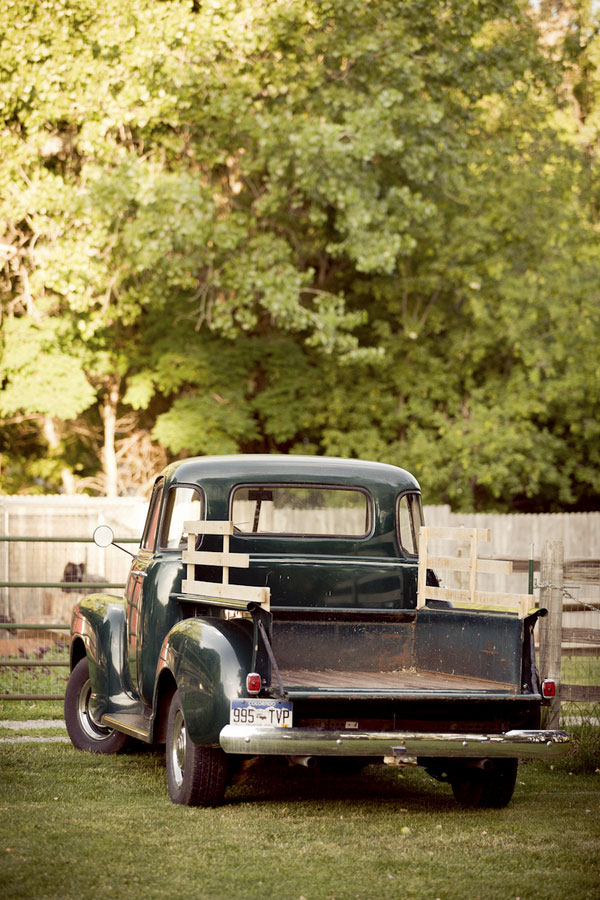 Christi_Noah_Laid_Back_Lyons_Farmette_Wedding_Ashley_Davis_Photography_9