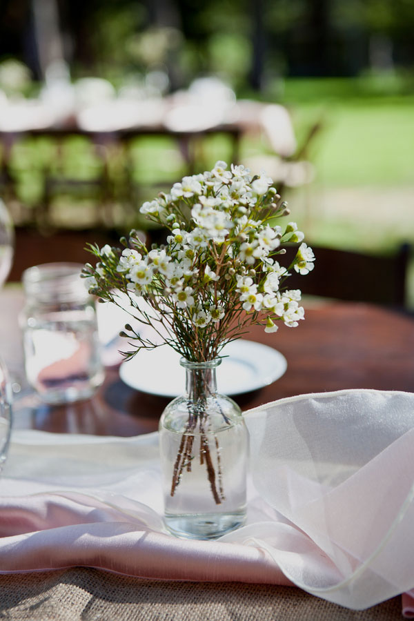 Tara_Kyle_Pale_Pink_Rustic_Vintage_Wedding_Jessi_LeMay_Photography_10