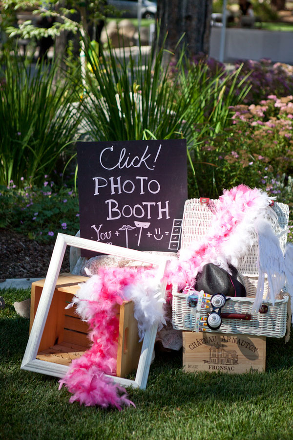 Tara_Kyle_Pale_Pink_Rustic_Vintage_Wedding_Jessi_LeMay_Photography_13