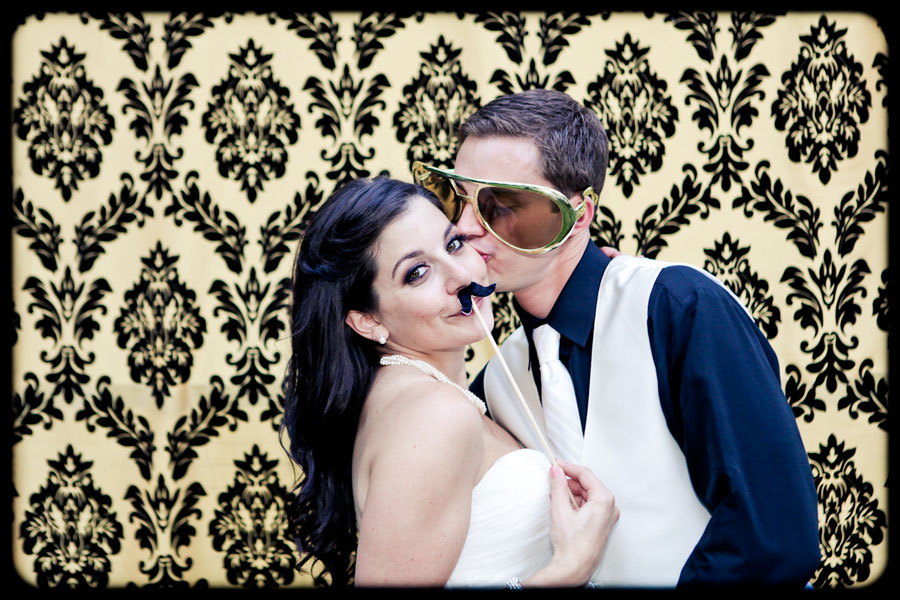 Tara_Kyle_Pale_Pink_Rustic_Vintage_Wedding_Jessi_LeMay_Photography_17