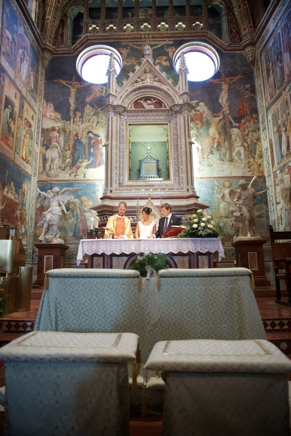 Paola Stefano Orvieto Cathedral Italy Vineyard Wedding (17)