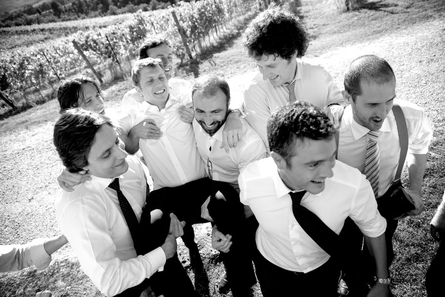 Paola Stefano Orvieto Cathedral Italy Vineyard Wedding (38)