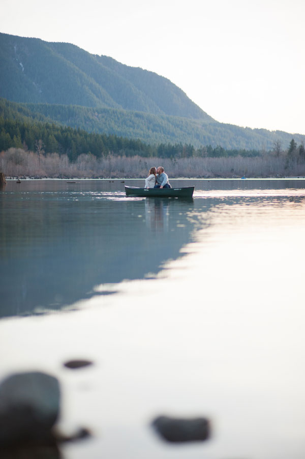 Ariel_Collin_Washington_Lake_Love_Engagement_Photos_Blue_Rose_Photography_20 Ariel_Collin_Washington_Lake_Love_Engagement_Photos_Blue_Rose_Photography_20