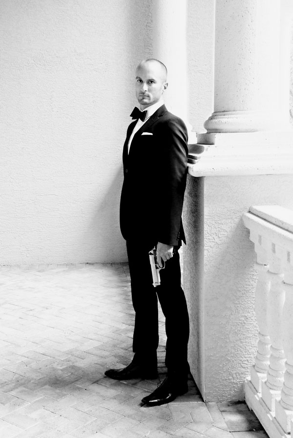 James_Bond_007_Inspired_Engagement_Session_Tonya_Malay_Photography_24 James_Bond_007_Inspired_Engagement_Session_Tonya_Malay_Photography_24