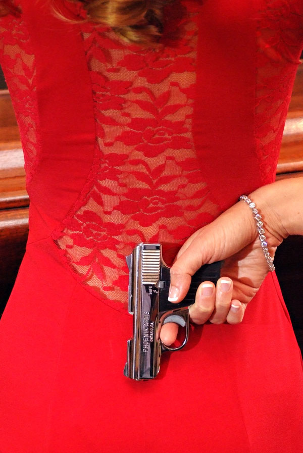 James_Bond_007_Inspired_Engagement_Session_Tonya_Malay_Photography_4 James_Bond_007_Inspired_Engagement_Session_Tonya_Malay_Photography_4