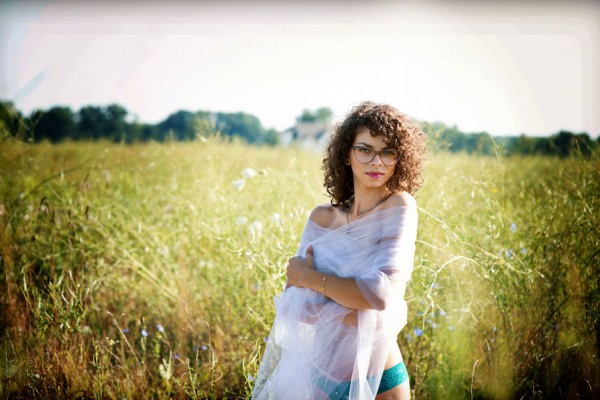 Rustic_eco_Friendly_Boudoir_With_Juja_and_Stone_Lisa_Hodack_Photography_5