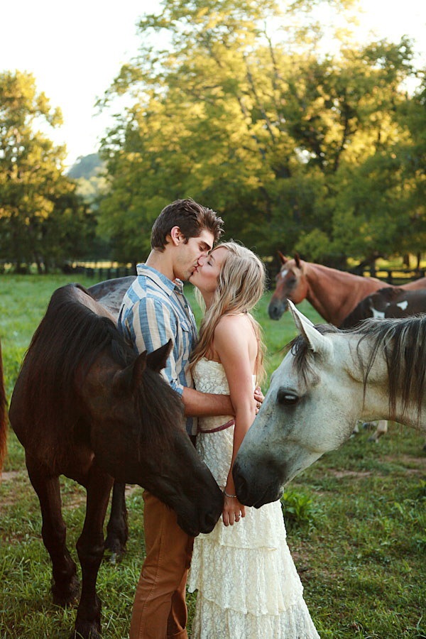 Lauren & Kappel early morning Rustic Engagement Session Amber Davis Photography