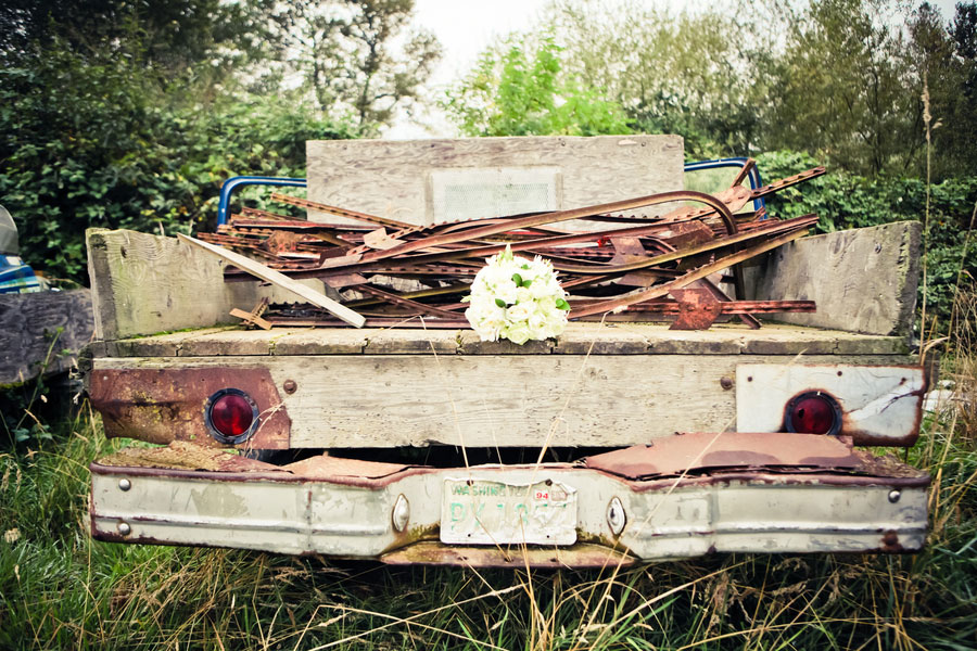 Tamara & Steve Burlap & Lace Themed Vintage DIY Wedding Heather Lynn Photographie
